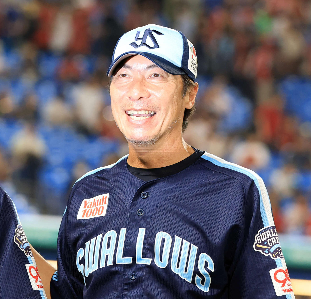 ヤクルト対広島　勝利し笑顔のヤクルト高津監督（撮影・浅見桂子）