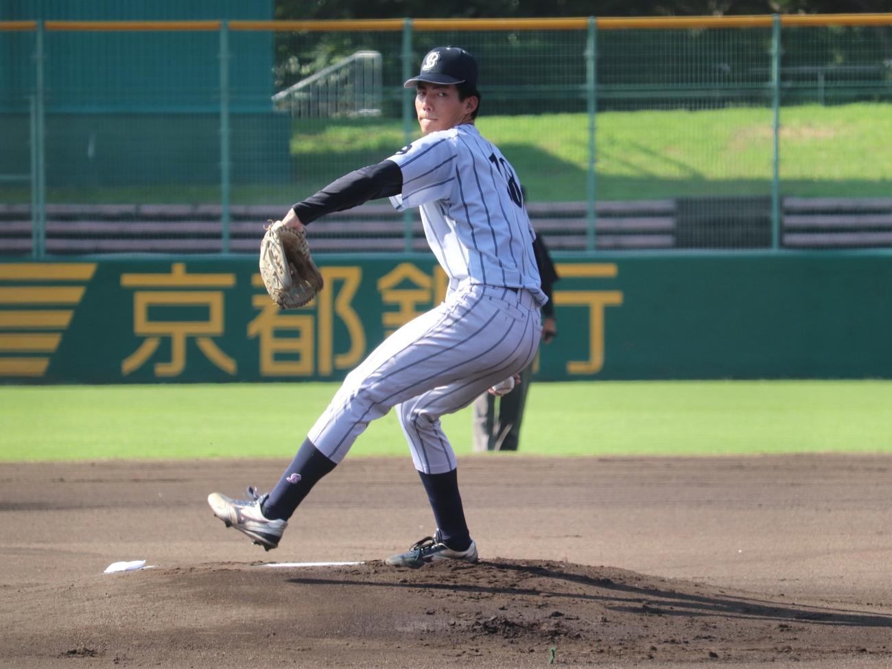 京滋大学野球　第1節1回戦大谷大対仏教大　仏教大の先発、赤木（撮影・中島麗）