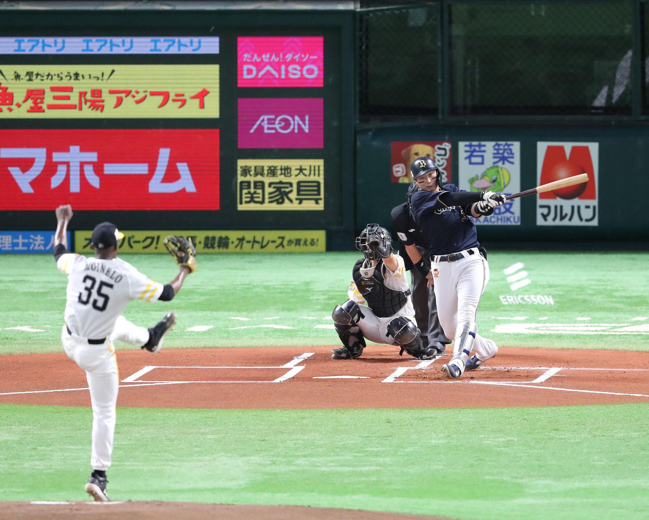 ソフトバンク対オリックス　1回表オリックス無死、広岡は先制本塁打を放つ（撮影・梅根麻紀）