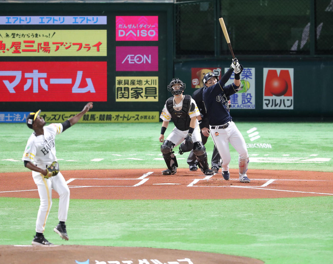 ソフトバンク対オリックス　1回表オリックス無死、広岡は先制本塁打を放つ（撮影・梅根麻紀）