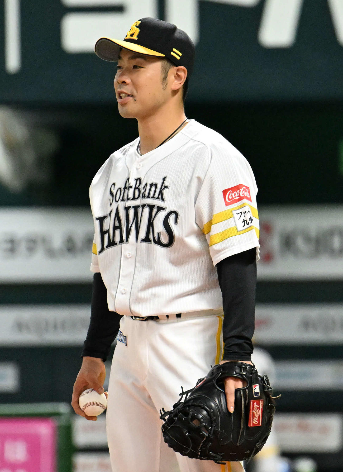 ソフトバンク対オリックス　スタメンから外れた近藤（撮影・林敢治）