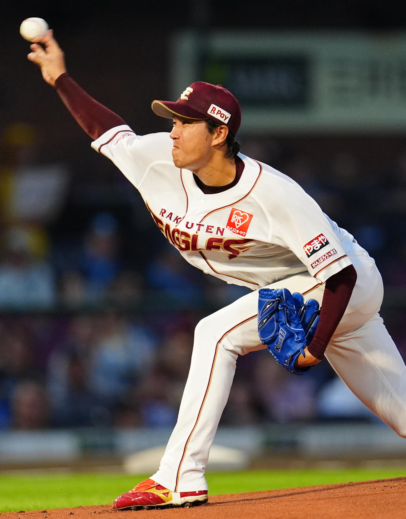 楽天対西武　楽天先発の岸（撮影・清水貴仁）