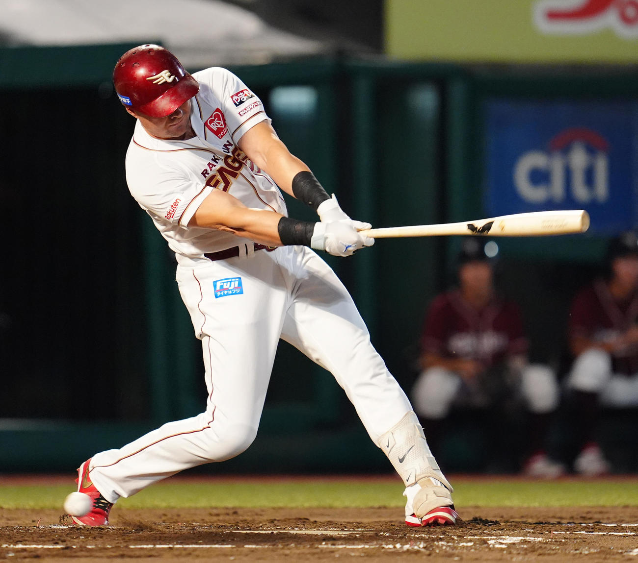 楽天対西武　1回裏楽天2死、三振に倒れるボイト（撮影・清水貴仁）