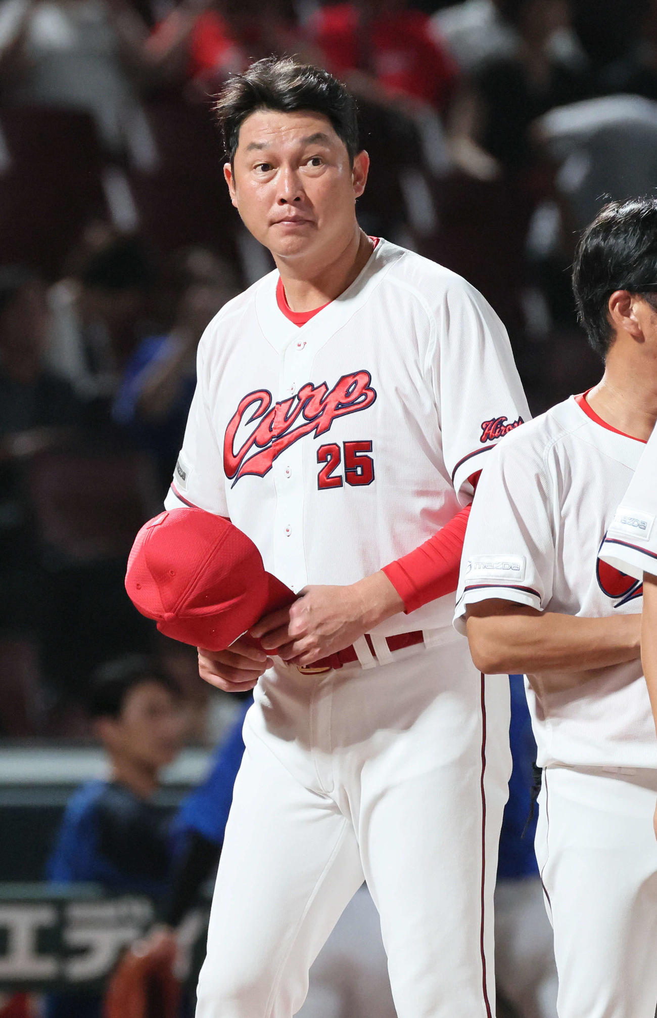 広島対DeNA　敗れた新井監督（撮影・加藤孝規）