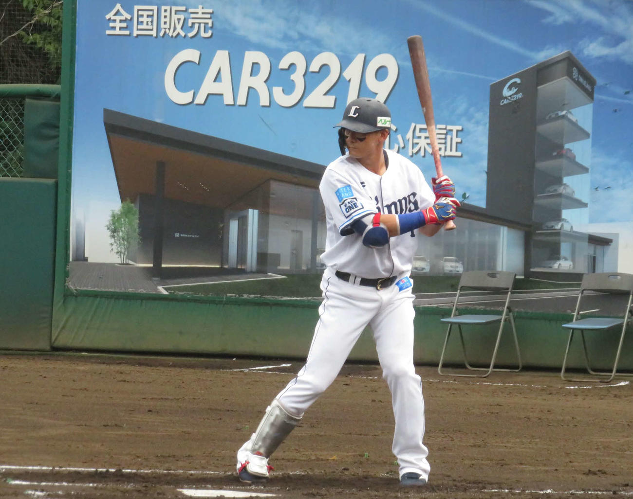 イースタン西武－ロッテ　42歳の誕生日に打席に立つ西武栗山（撮影・金子真仁）