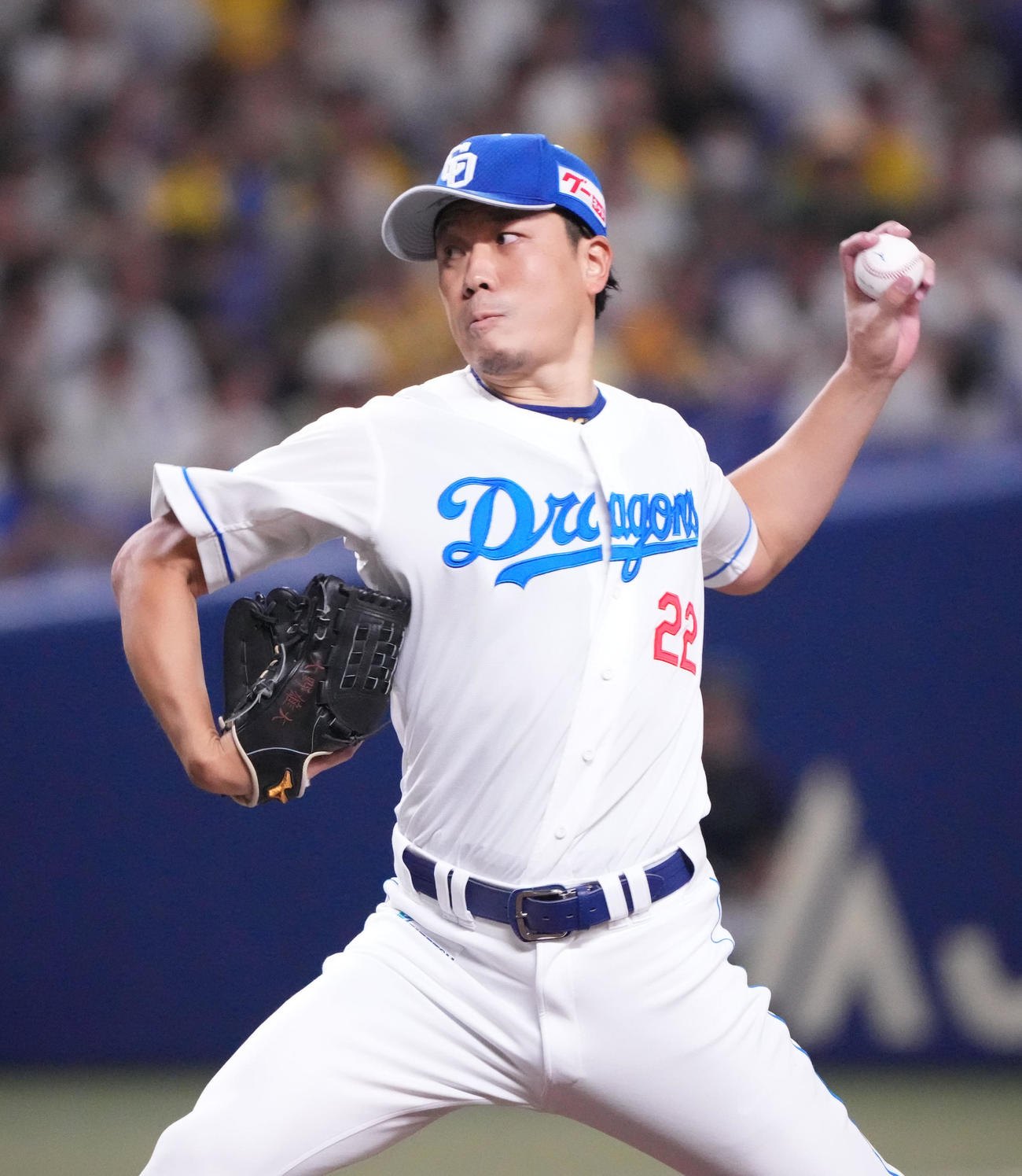 中日対阪神　1回表、登板する中日先発の大野（撮影・森本幸一）