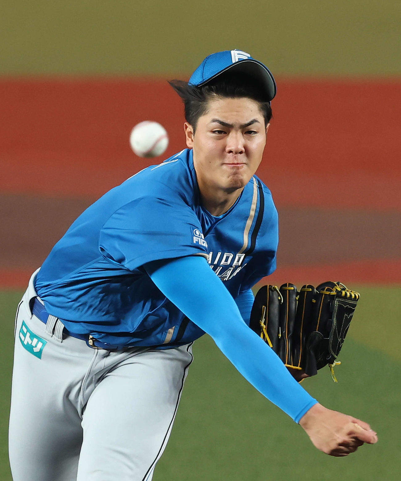 ロッテ対日本ハム　先発登板する日本ハム柴田（撮影・河田真司）