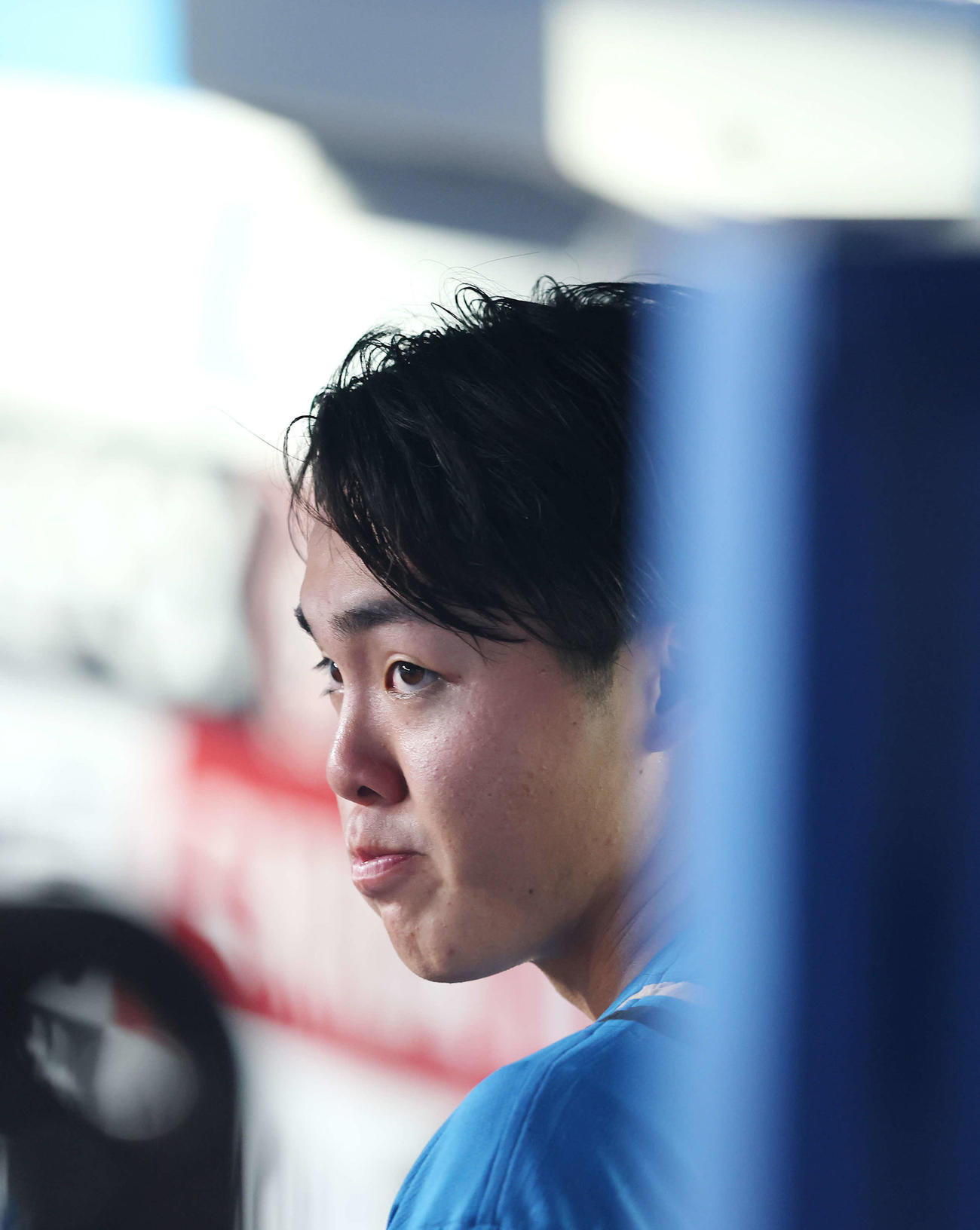 ロッテ対日本ハム　3回裏を抑えベンチに戻る柴田（撮影・河田真司）