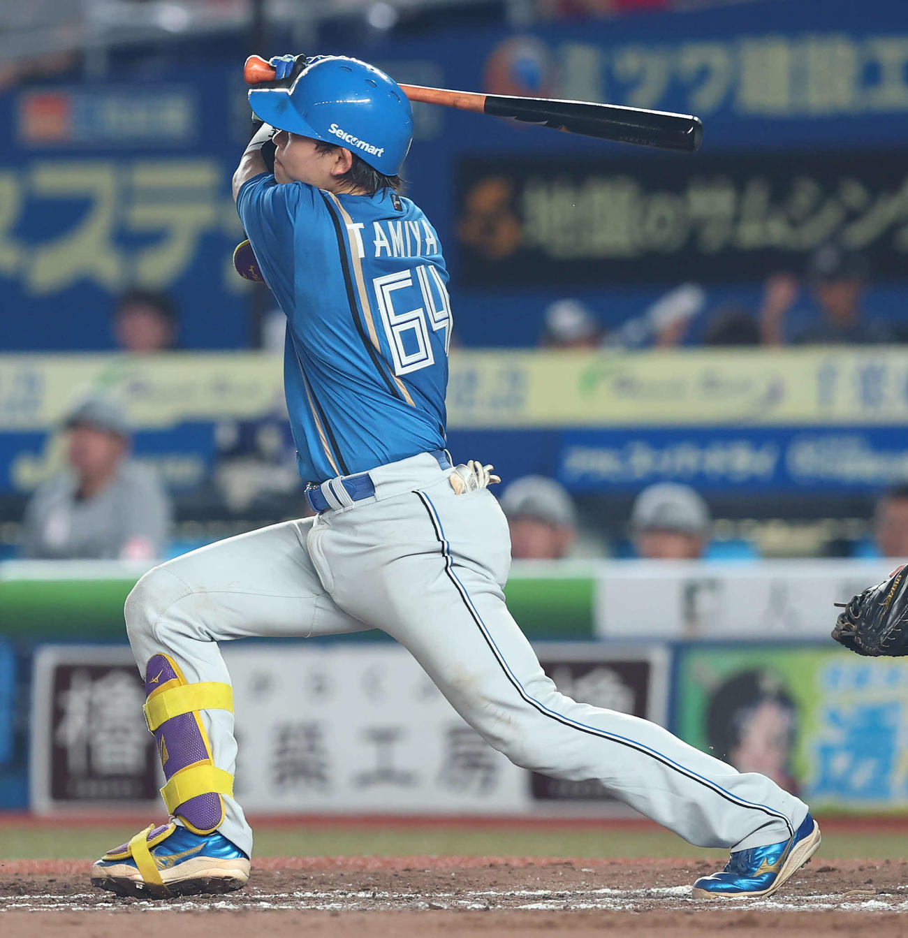 ロッテ対日本ハム　4回表日本ハム2死一塁、同点適時打を放つ田宮（撮影・河田真司）