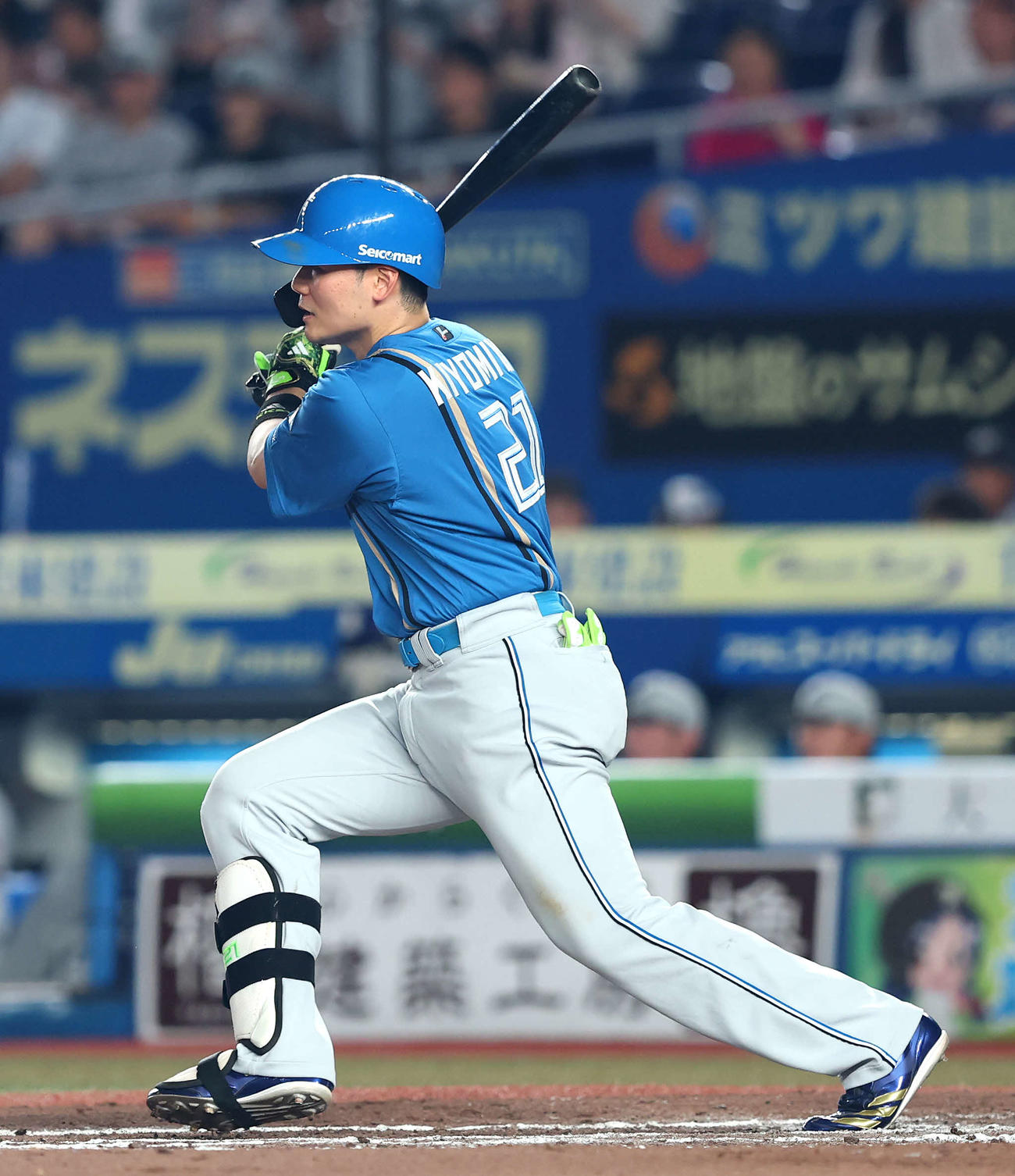 ロッテ対日本ハム　7回表日本ハム2死、右前打を放つ清宮幸（撮影・河田真司）