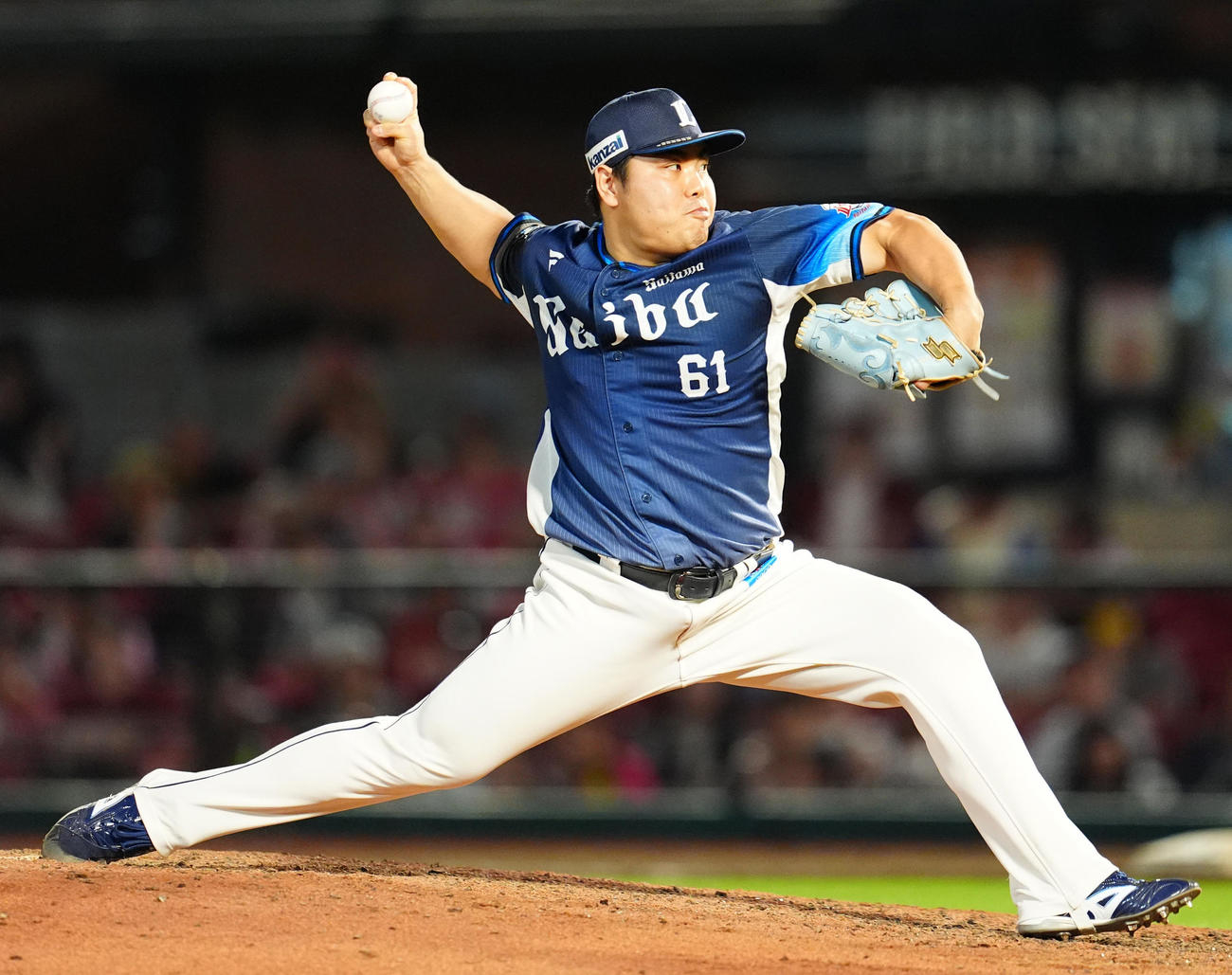 楽天対西武　9回、最後を締めた西武平良（撮影・清水貴仁）