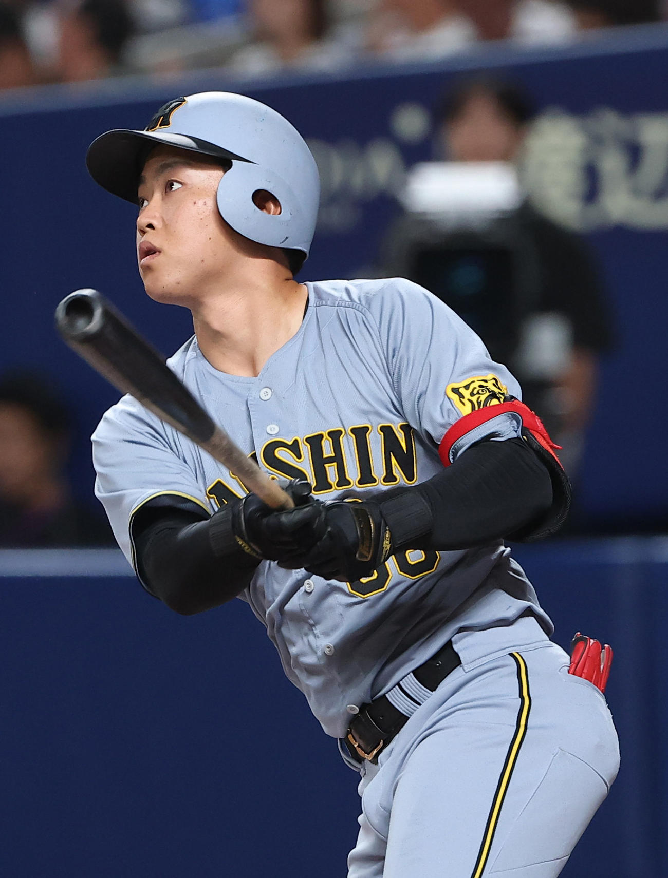 中日対阪神　3回表阪神無死、中川は先制ソロ本塁打を放つ（撮影・上田博志）