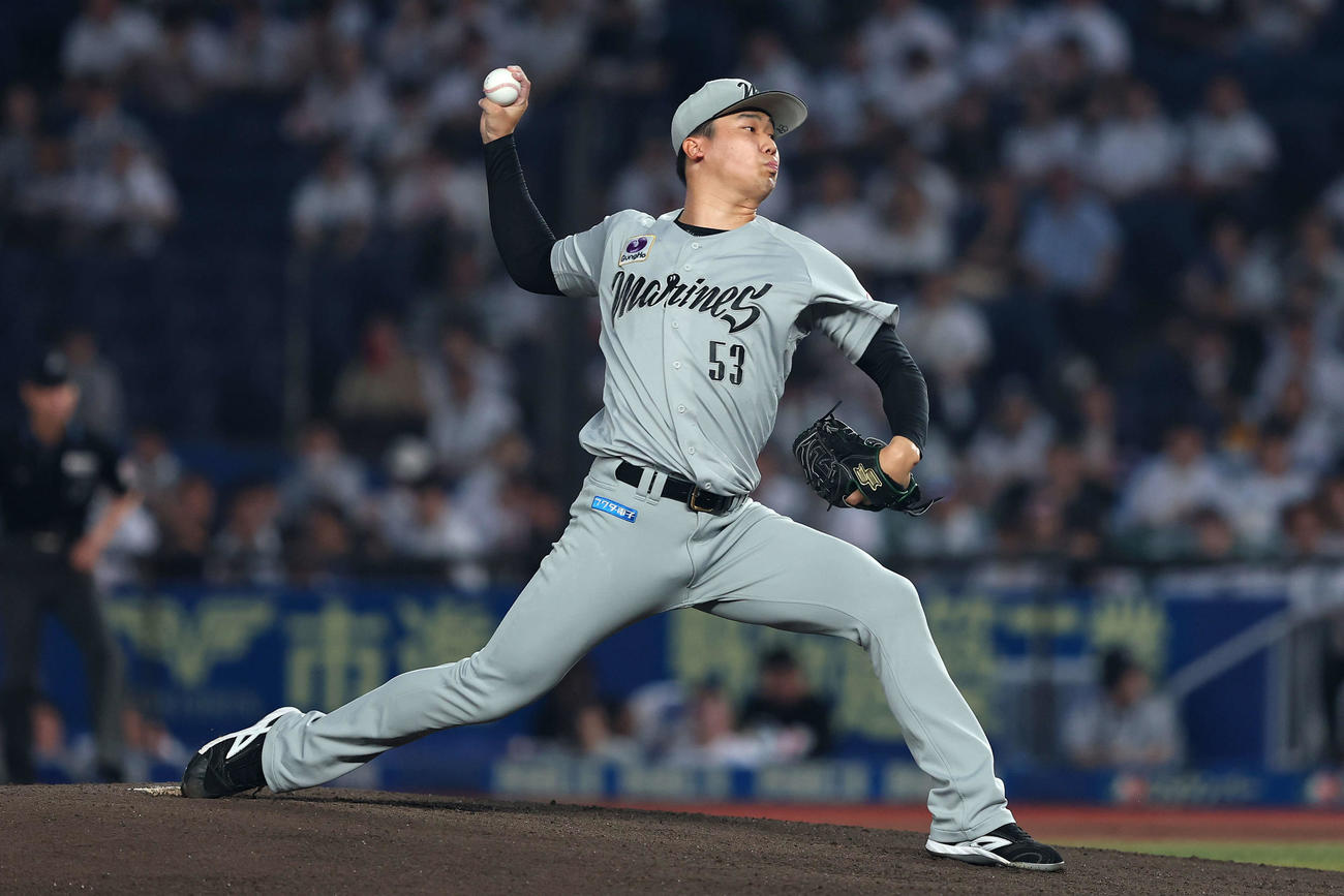 ロッテ対日本ハム　先発登板するロッテ木村（撮影・河田真司）