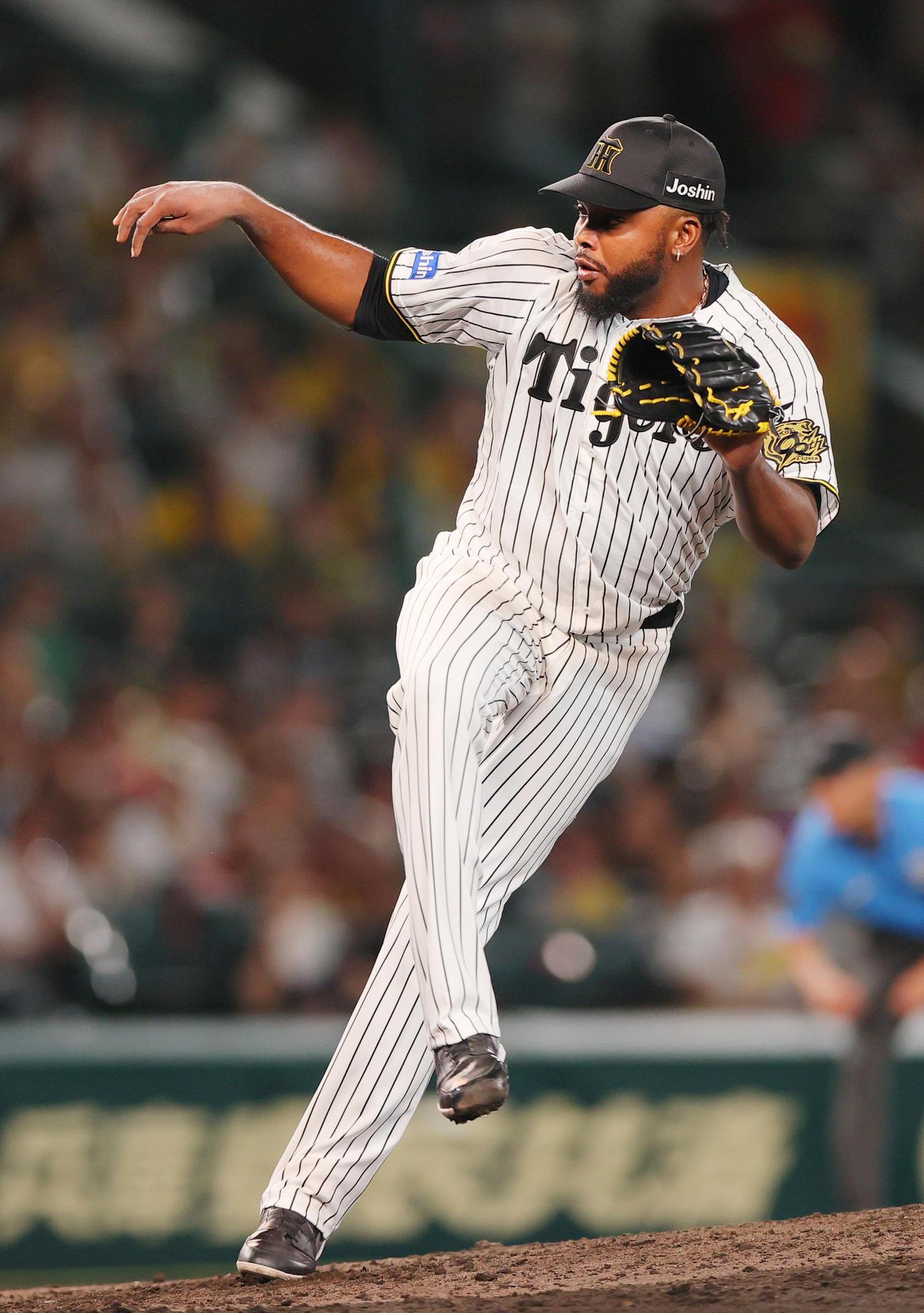 阪神対広島　7回表に登板するドリス（撮影・上山淳一）