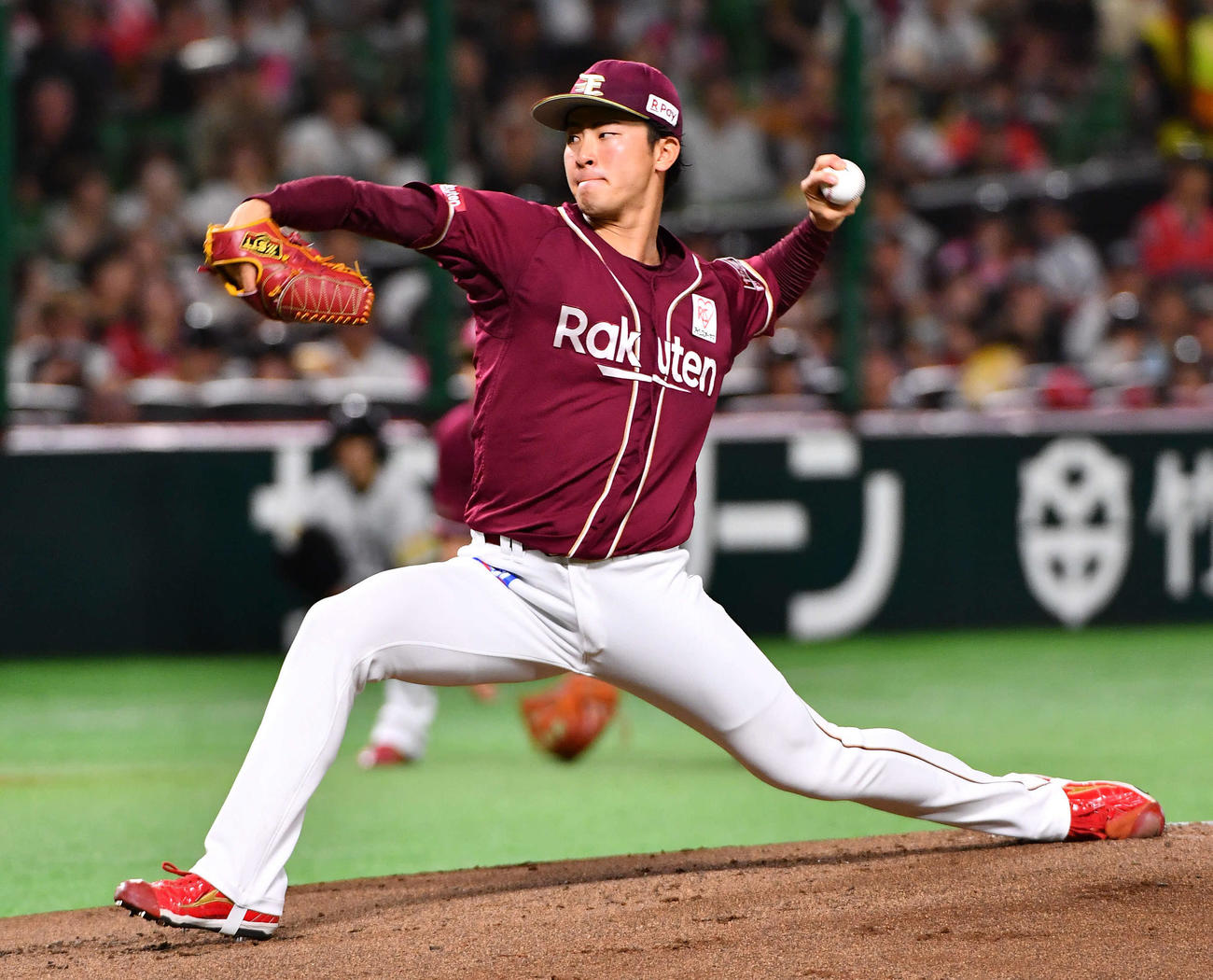 ソフトバンク対楽天　楽天先発の古謝（撮影・岩下翔太）