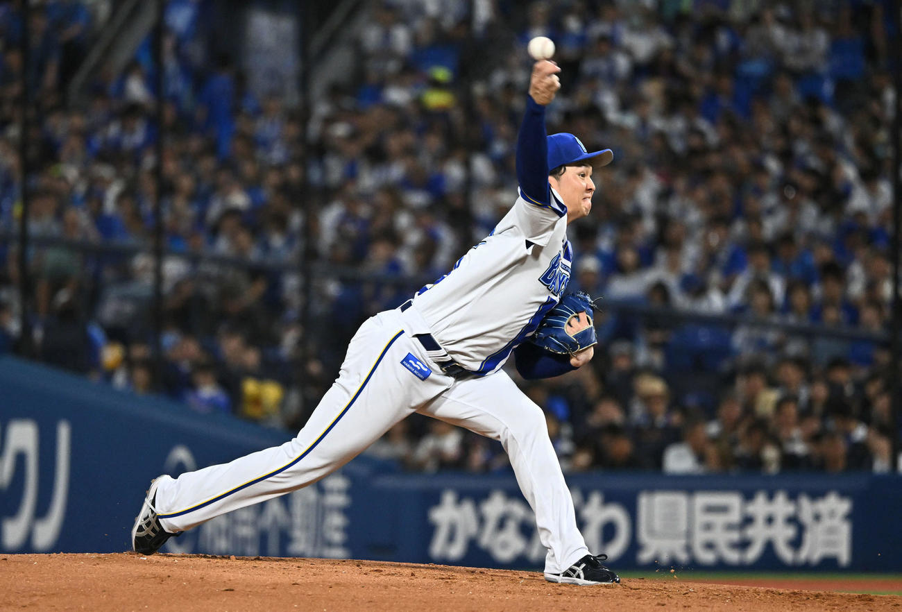DeNA対ヤクルト　DeNA先発の竹田（撮影・滝沢徹郎）