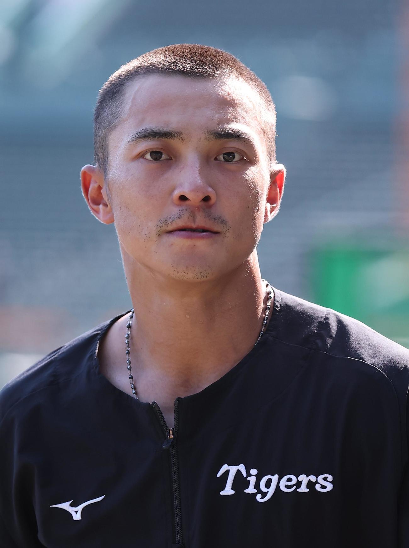 短髪で練習する熊谷（撮影・上田博志）