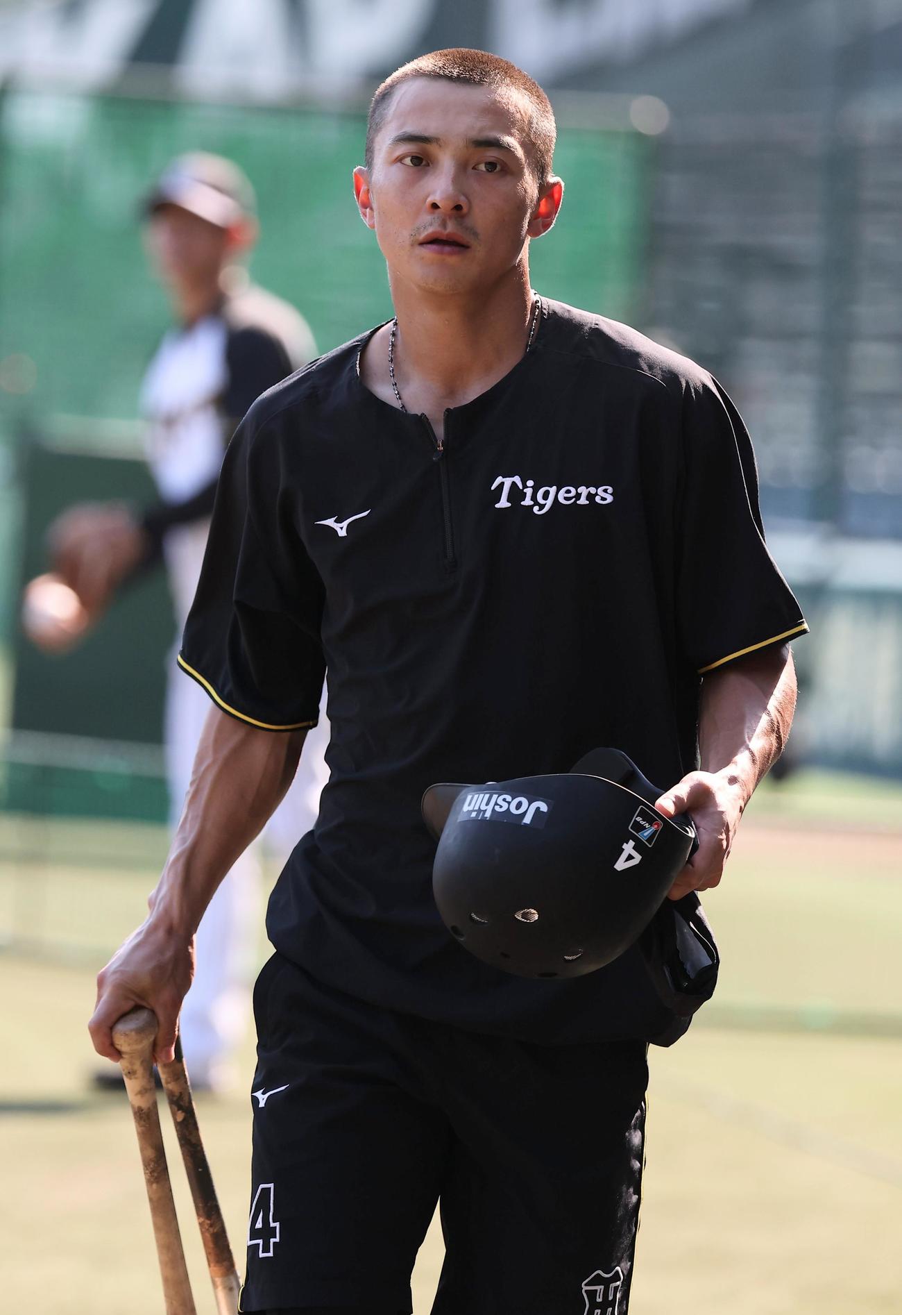 阪神対広島　短髪で練習する熊谷（撮影・上田博志）＝2025年9月7日、甲子園球場