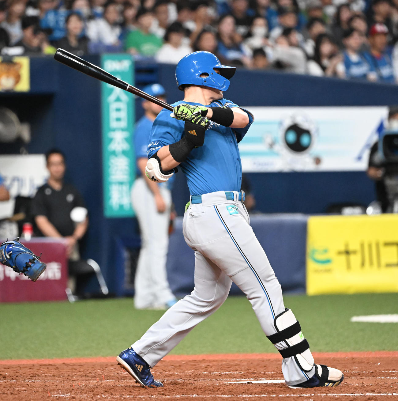 オリックス対日本ハム　5回表日本ハム2死、右越え本塁打を放つ清宮幸（撮影・和賀正仁）