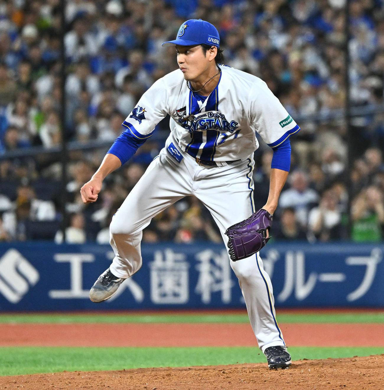 DeNA対ヤクルト　DeNA先発の藤浪（撮影・滝沢徹郎）