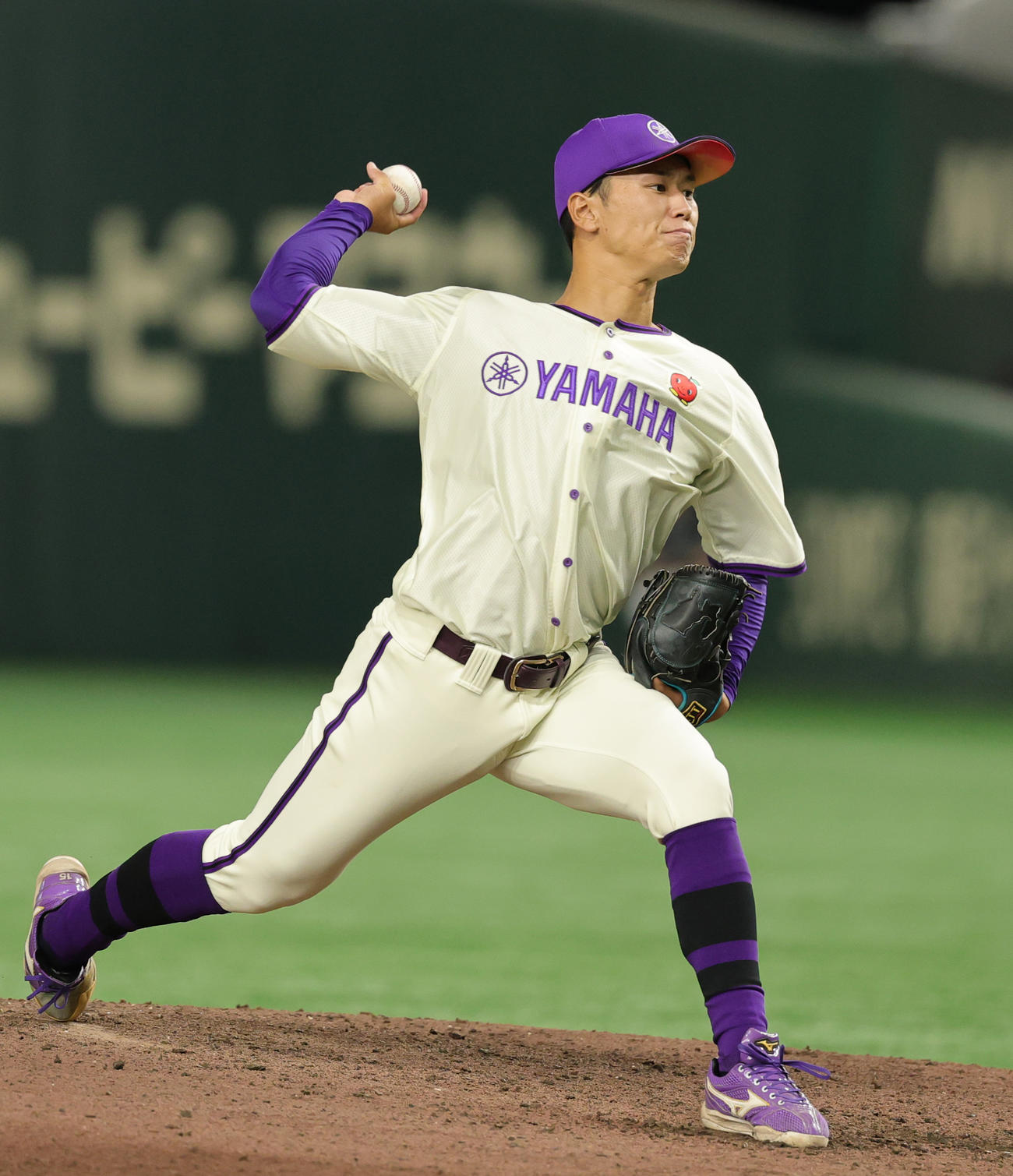 王子対ヤマハ　力投するヤマハ・金原（撮影・野上伸悟）