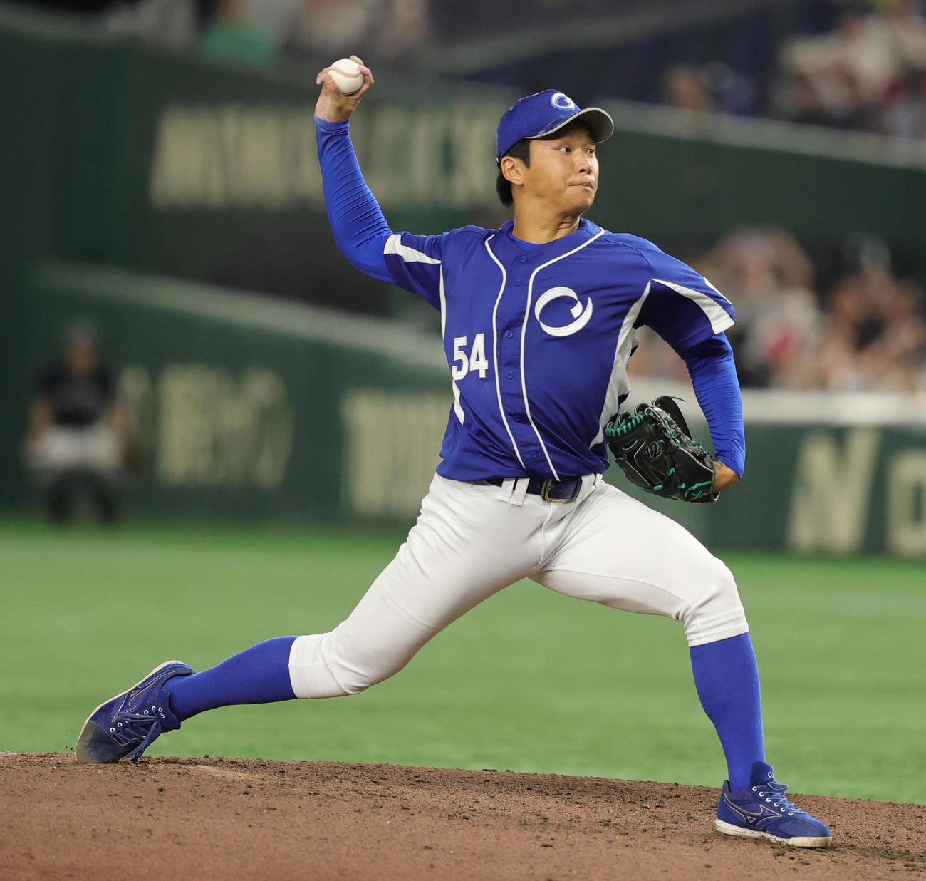 王子対三菱自動車岡崎　力投する王子・柳橋（撮影・野上伸悟）