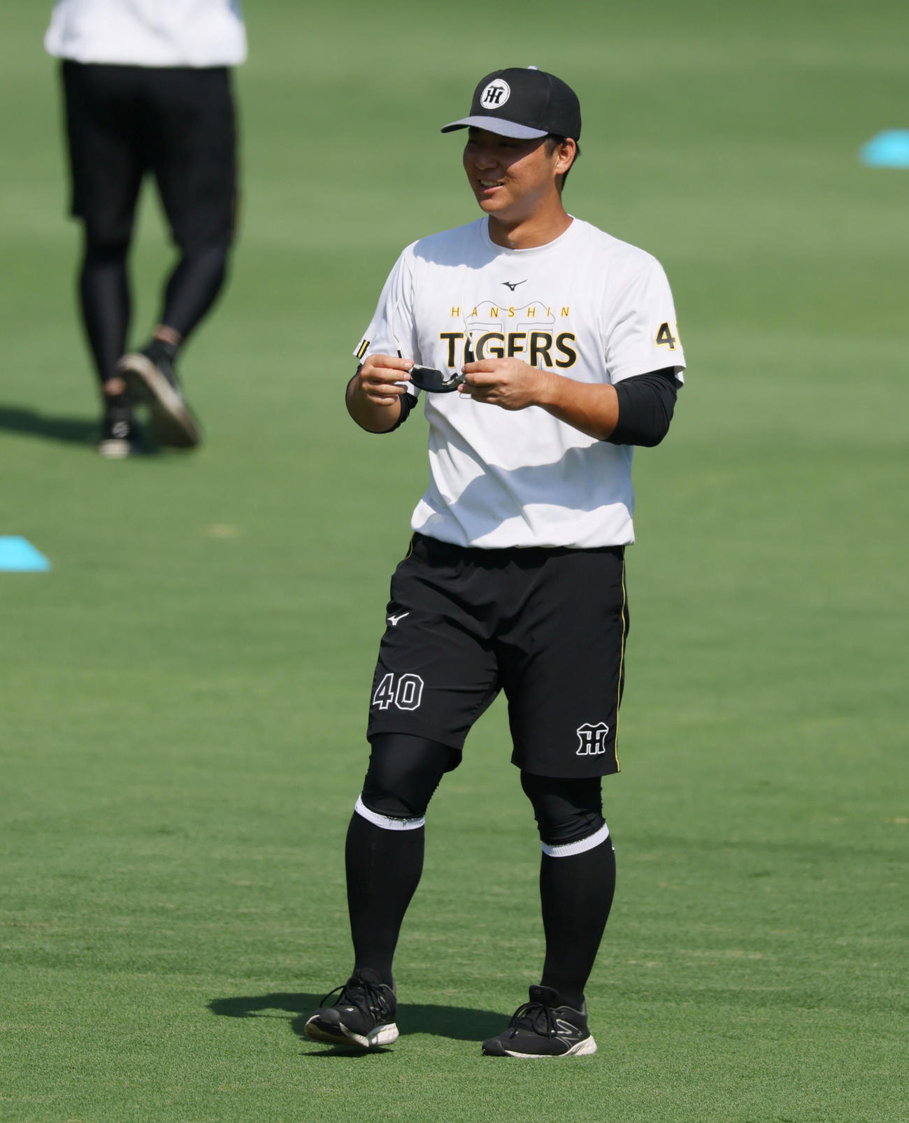 阪神対DeNA 1軍の練習に参加する井坪（撮影・加藤哉）