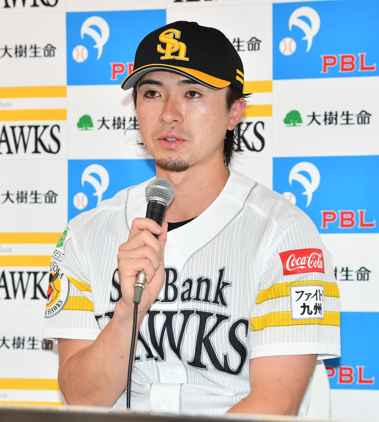 8月度の大樹生命月間MVP賞を受賞したソフトバンク上沢（撮影・岩下翔太）
