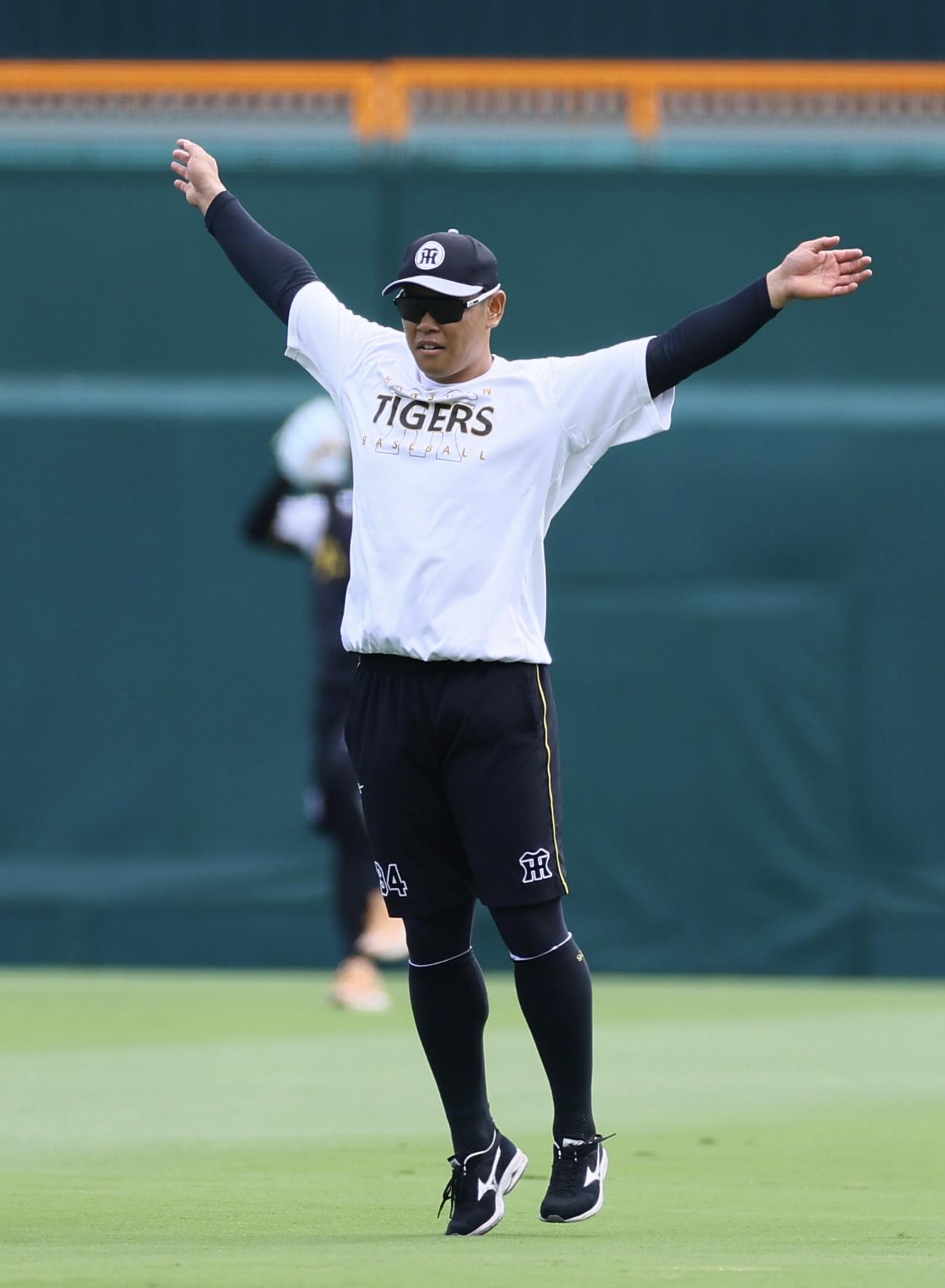 阪神対DeNA 1軍に合流した阪神原口（撮影・藤尾明華）