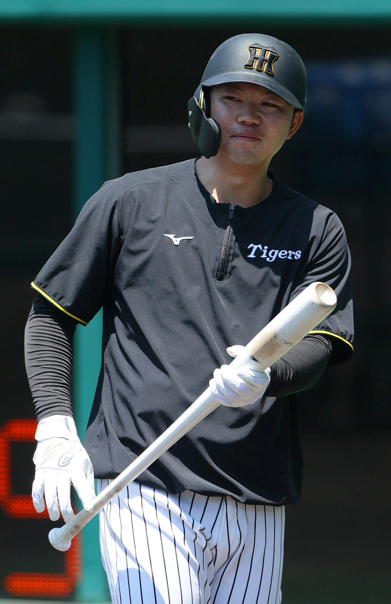 2025年6月　練習に励む阪神楠本泰史