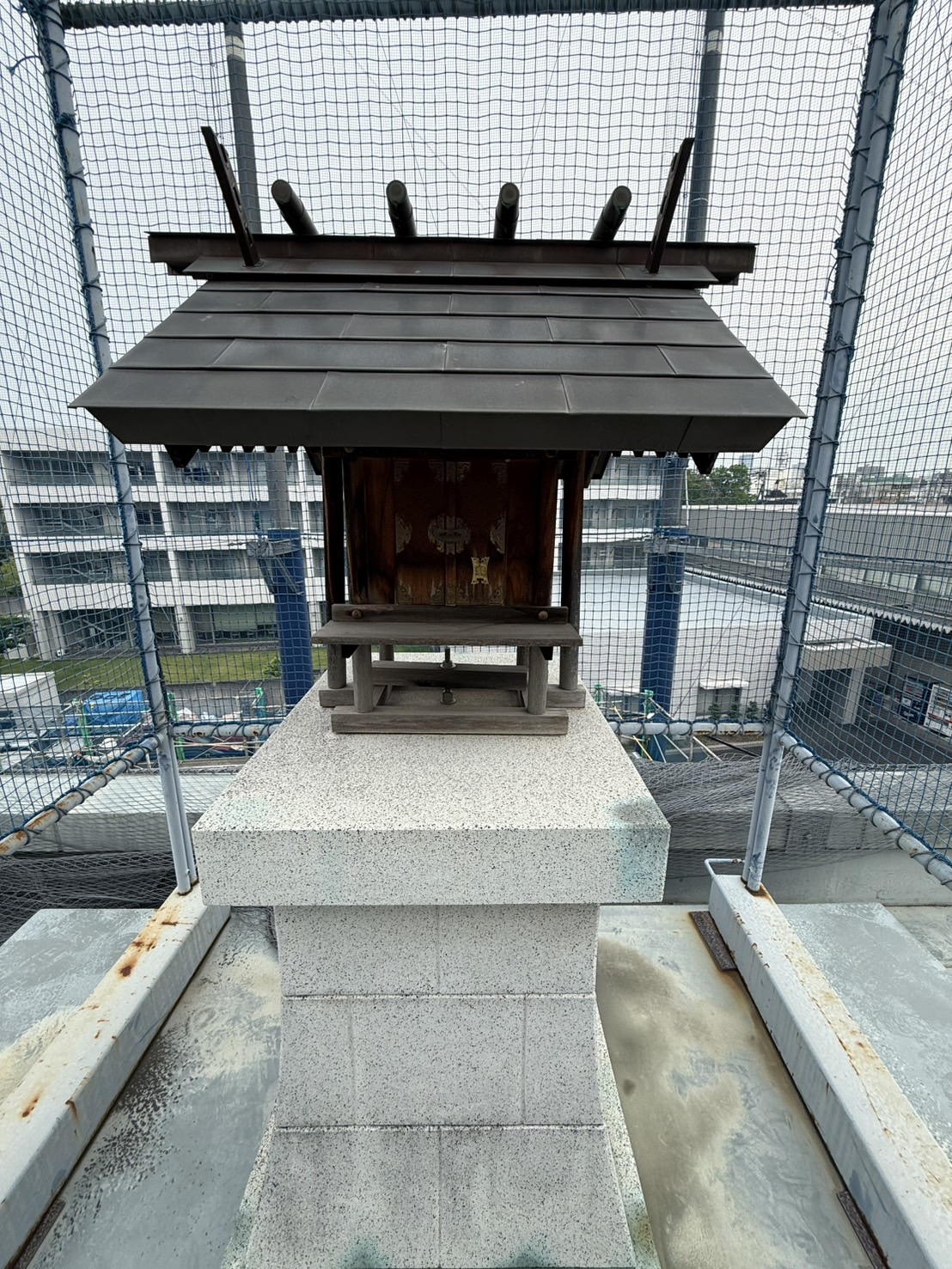 ナゴヤ球場の「球場神社」