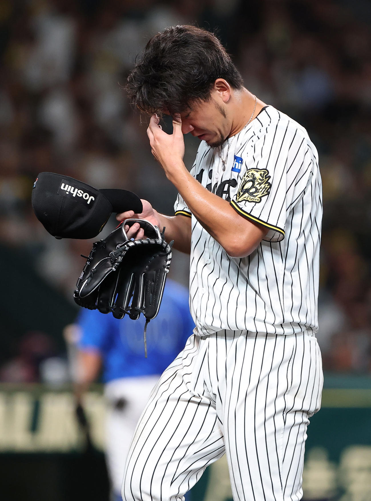 阪神対DeNA 4回、筒香の本塁打で逆転を許した伊藤将（撮影・上田博志）