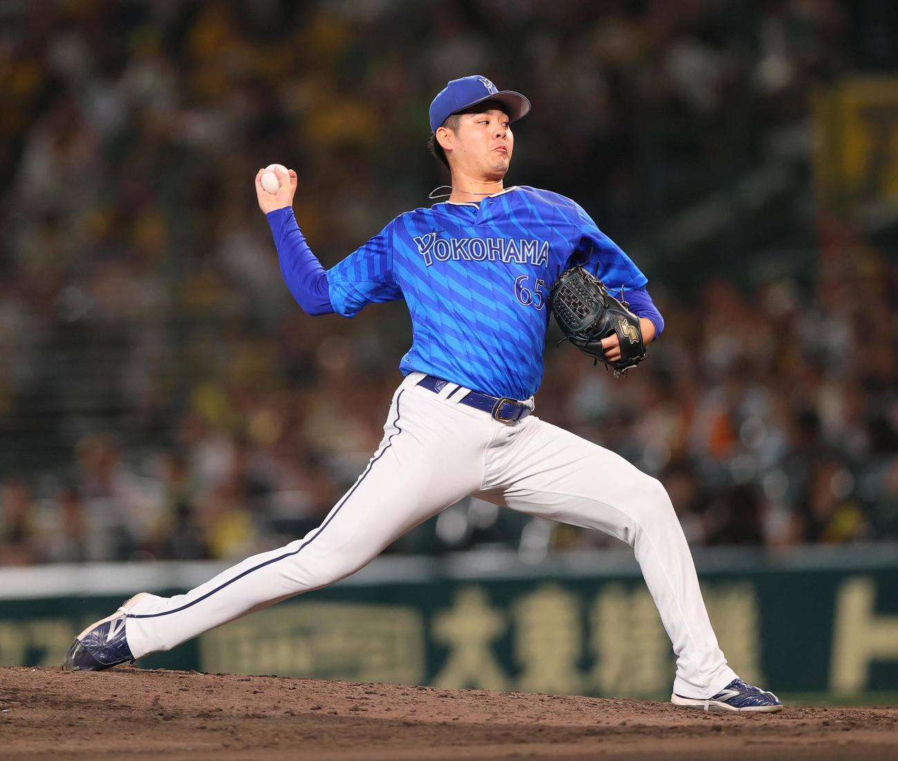 阪神対DeNA 7回裏に登板する宮城（撮影・上山淳一）