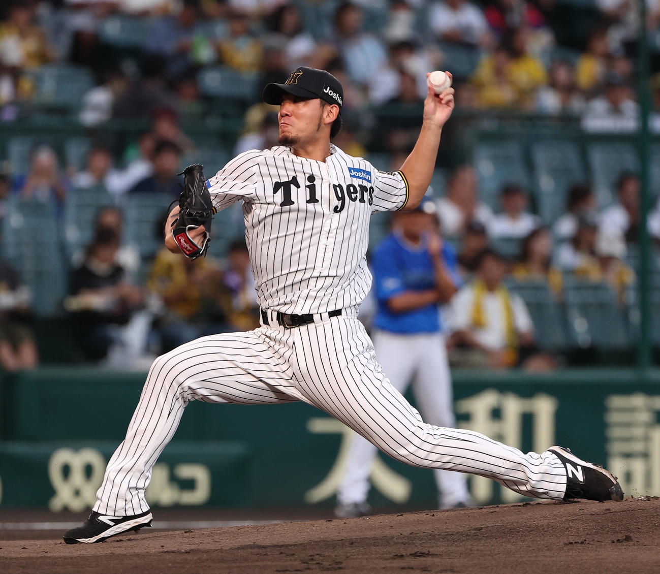 阪神対DeNA　阪神先発の伊藤将（撮影・上田博志）