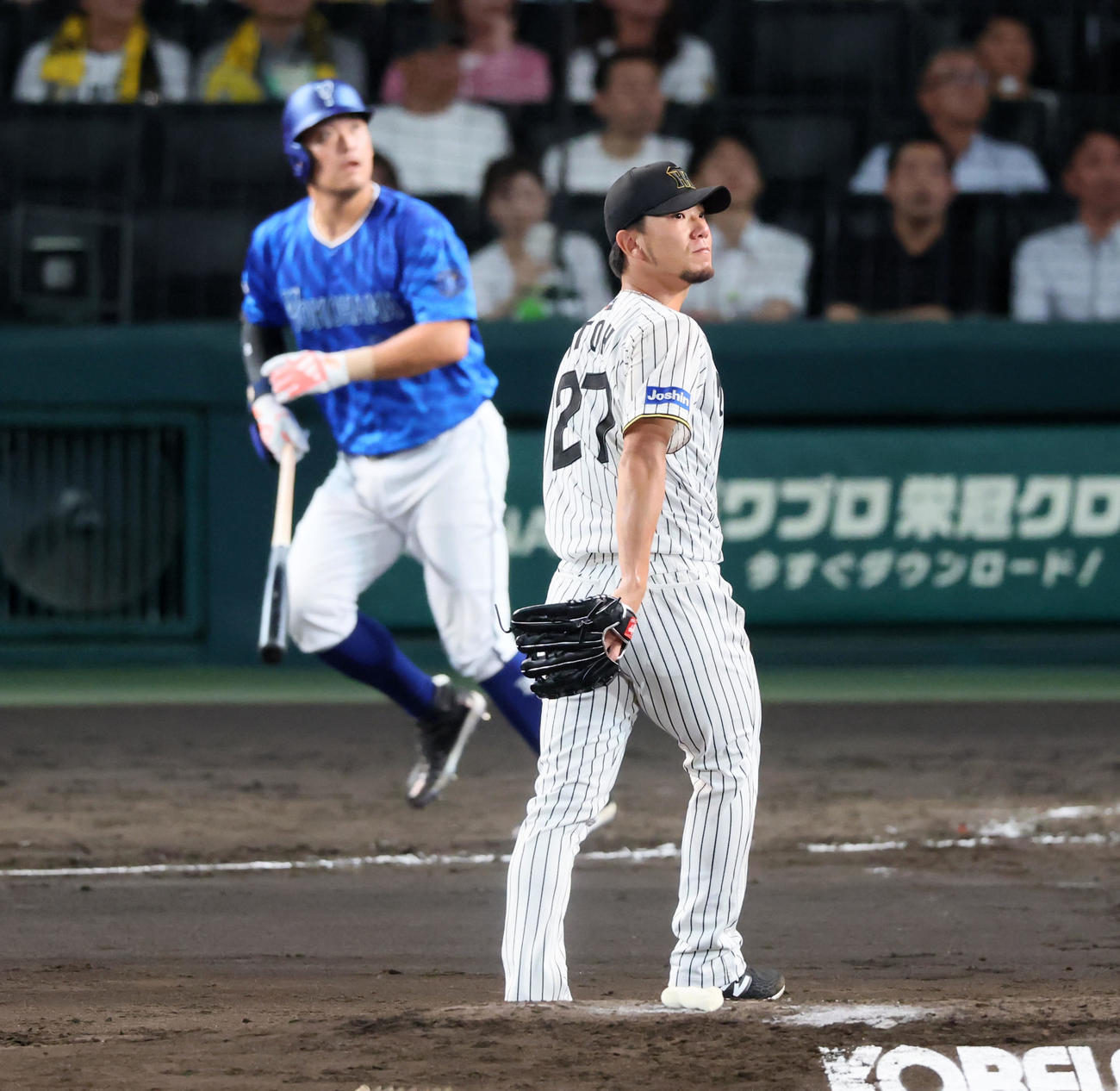 阪神対DeNA 4回表DeNA無死一、二塁、伊藤将は筒香に左越え3点本塁打を浴びる（撮影・加藤哉）