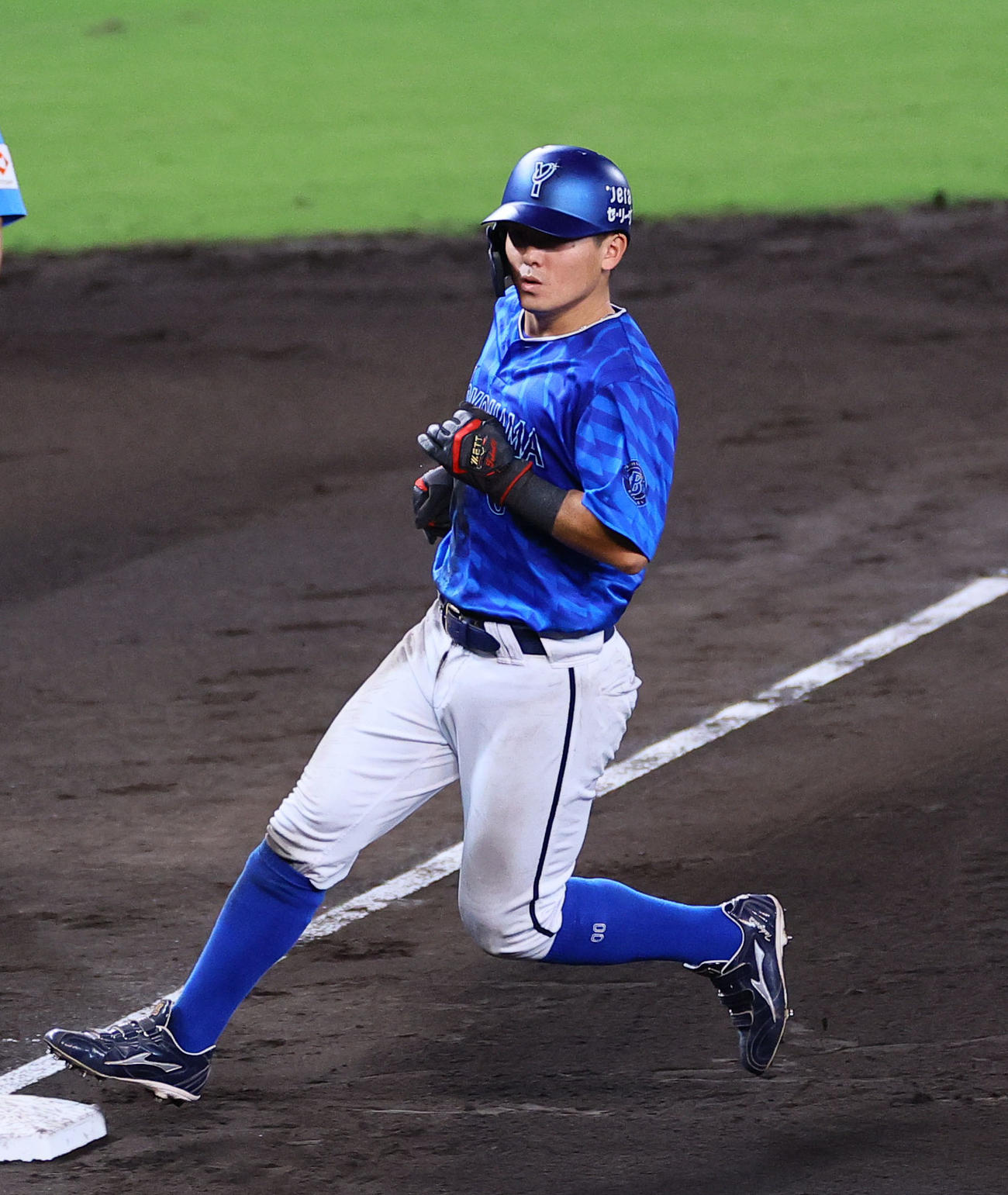 阪神対DeNA 7回、相手暴投で三塁に進む代走加藤（撮影・藤尾明華）