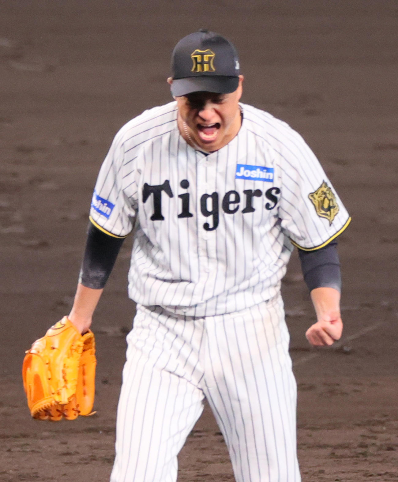 阪神対DeNA　阪神大竹はDeNA打線を3安打完封勝利を挙げ喜ぶ（撮影・上山淳一）
