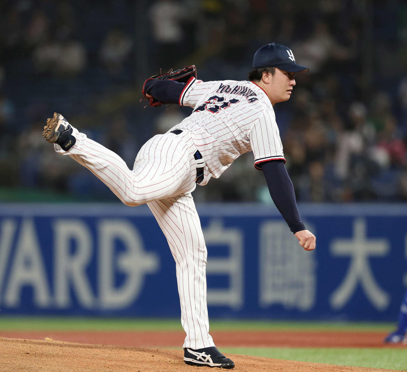 ヤクルト対中日　先発し力投するヤクルト吉村（撮影・増田悦実）