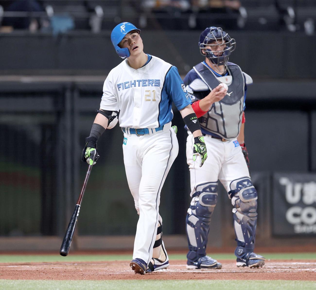 日本ハム対西武　7回裏日本ハム1死一塁、三振に終わる清宮幸（撮影・黒川智章）