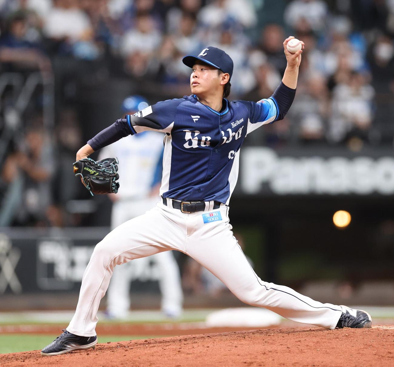 日本ハム対西武　6回に登板の浜屋（撮影・黒川智章）