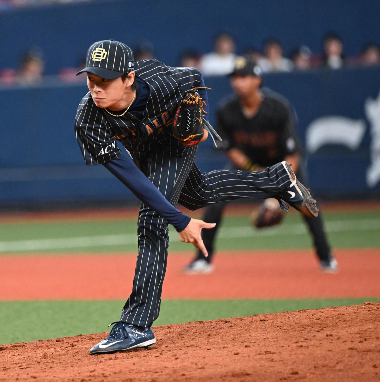 オリックス対ソフトバンク　6回、オリックス4番手で登板する山岡（撮影・和賀正仁）