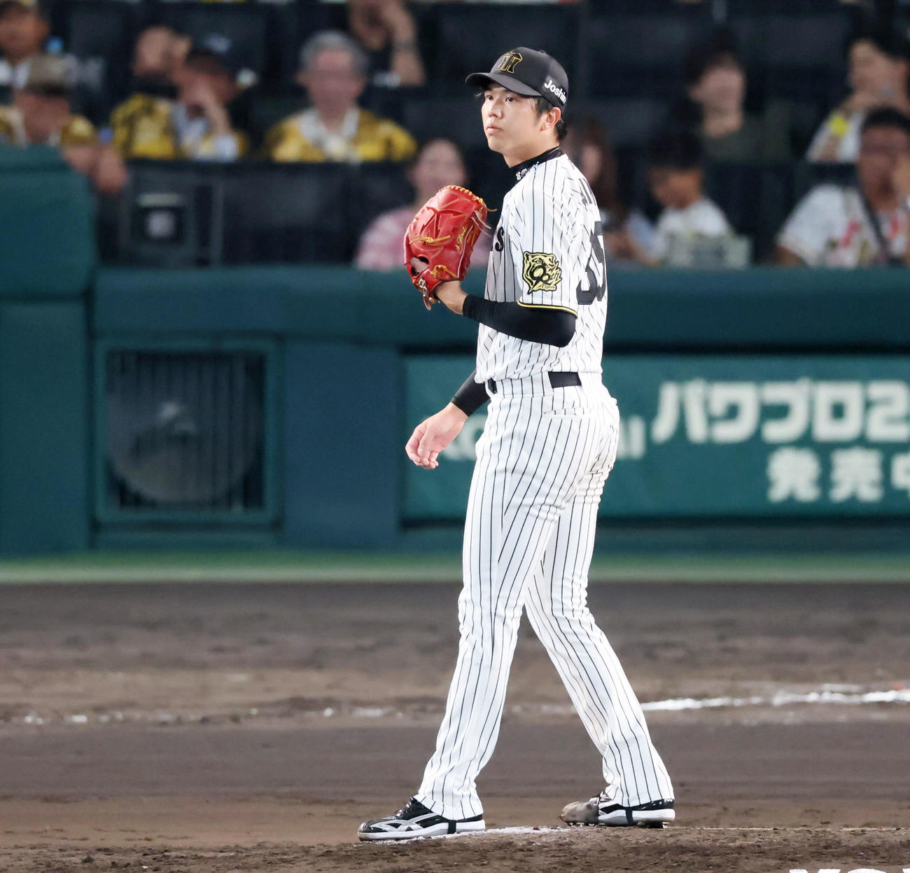阪神対中日　7回表中日1死三塁、才木は石伊に右前適時打を打たれ失点（撮影・加藤哉）