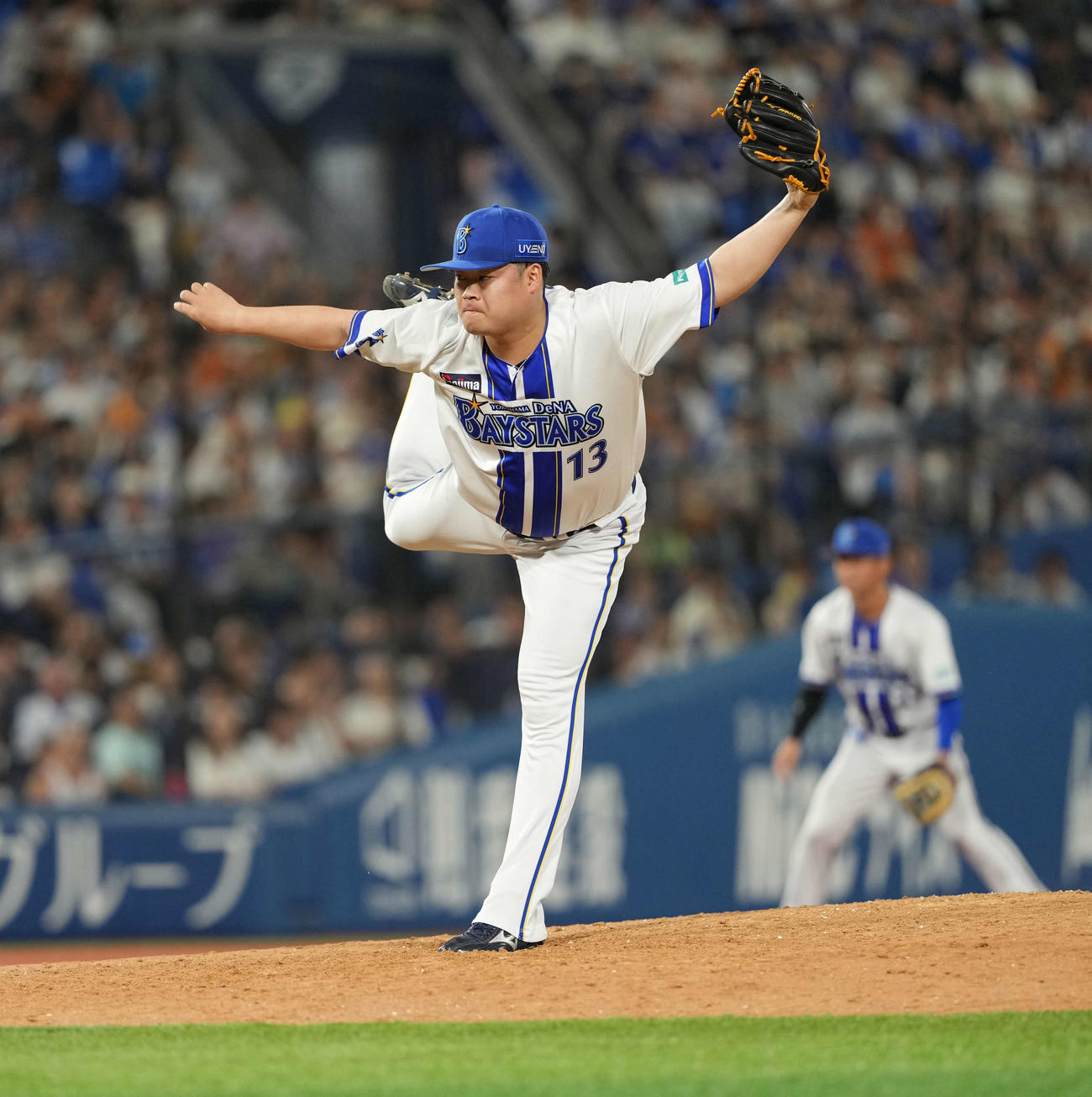 DeNA対巨人　力投するDeNA伊勢（撮影・井上学）