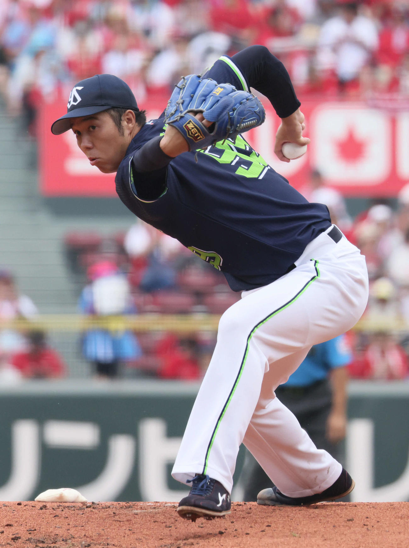 広島対ヤクルト　ヤクルト先発の青柳（撮影・加藤孝規）