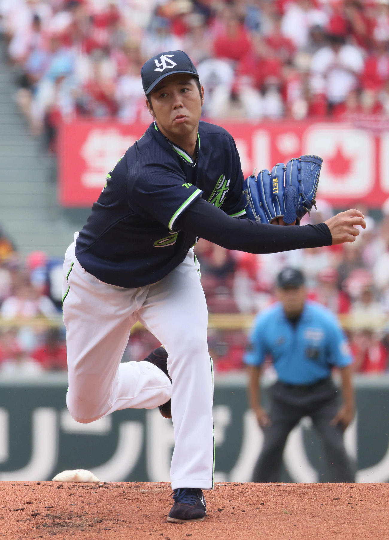 広島対ヤクルト　ヤクルト先発の青柳（撮影・加藤孝規）