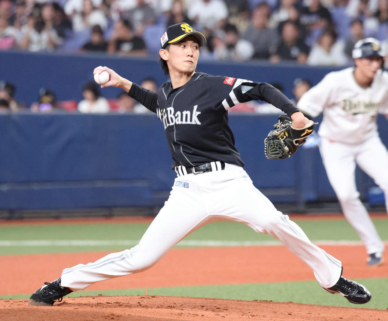 オリックス対ソフトバンク　ソフトバンク先発の大津（撮影・西尾就之）