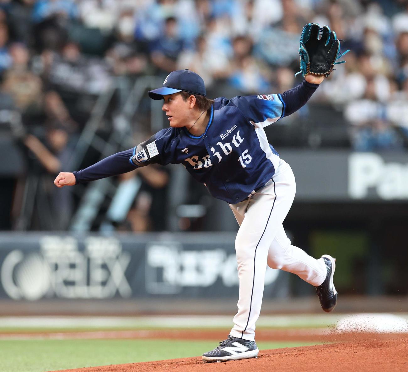 日本ハム対西武　西武先発の与座（撮影・黒川智章）