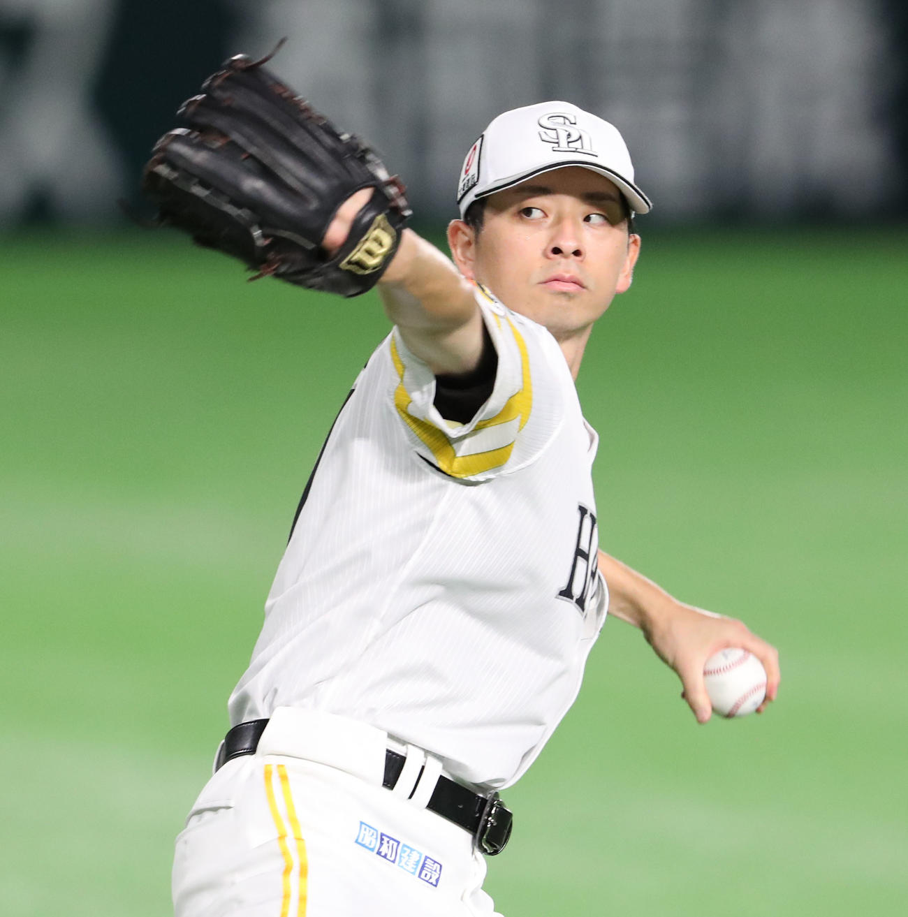 キャッチボールで調整する大関（撮影・梅根麻紀）