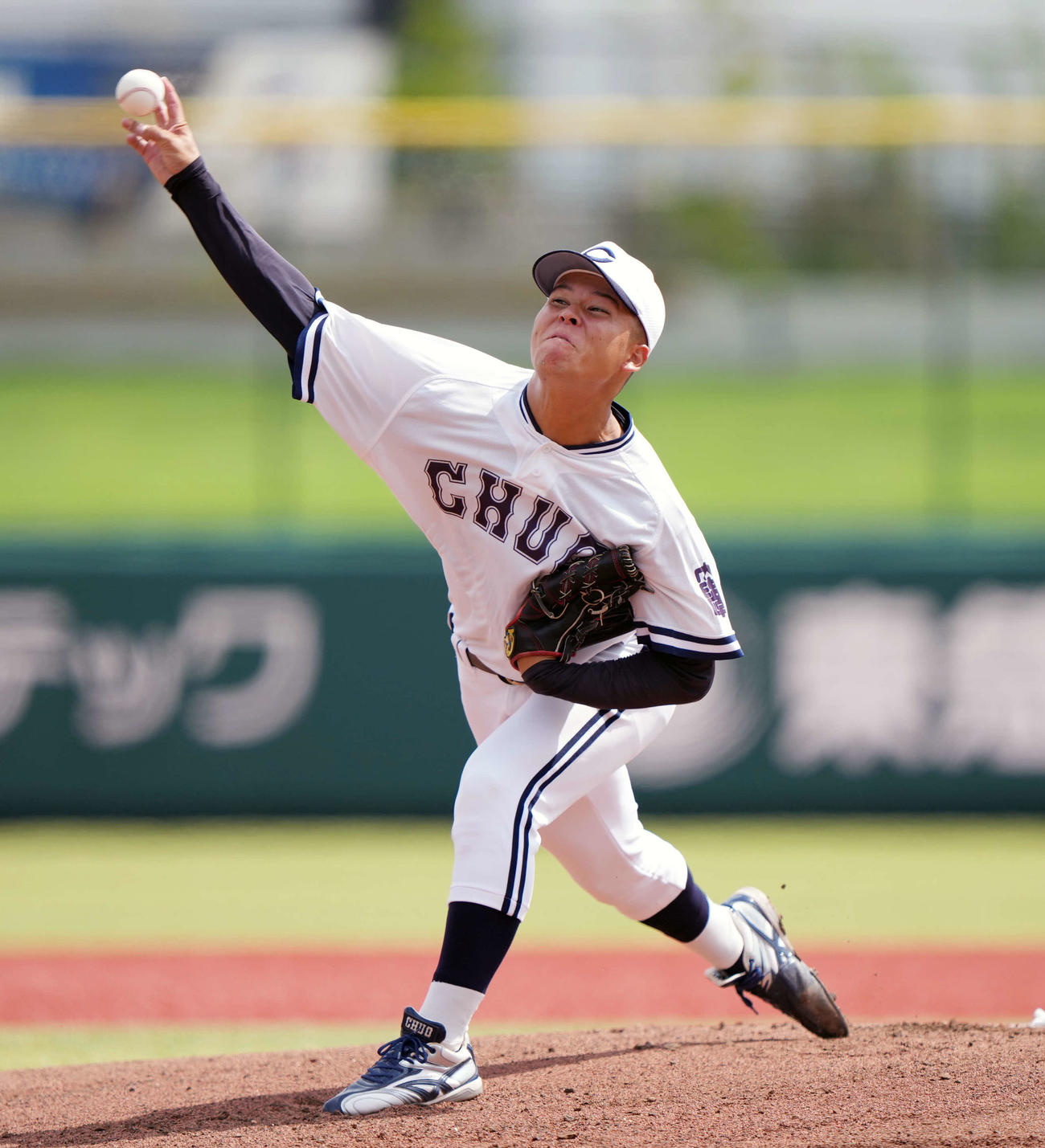亜大対中大　先発の中大・三奈木（撮影・小島史椰）