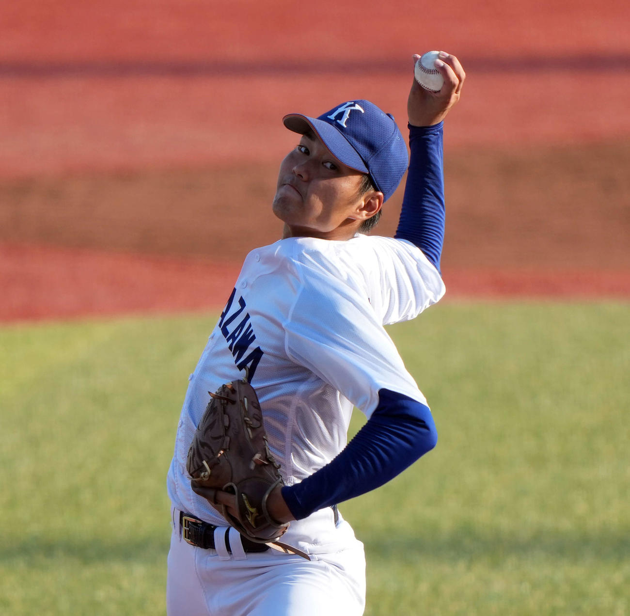 東洋大対駒大　先発の駒大・仲村（撮影・小島史椰）